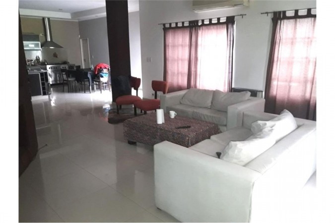 OPORT UNICA!!CASAQUINTA A ESTRENAR 6 AMB.EST.MINIMALISTA, PISCINA QUINCHO+DEPTO A 1 CDRA DE M.FIERRO