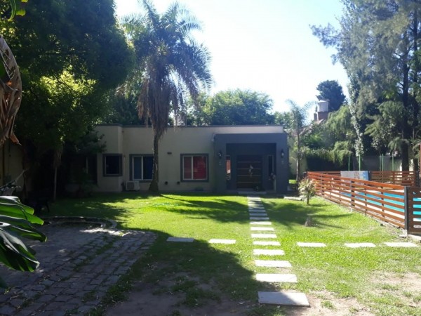 OPORT UNICA!!CASAQUINTA A ESTRENAR 6 AMB.EST.MINIMALISTA, PISCINA QUINCHO+DEPTO A 1 CDRA DE M.FIERRO