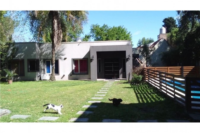 OPORT UNICA!!CASAQUINTA A ESTRENAR 6 AMB.EST.MINIMALISTA, PISCINA QUINCHO+DEPTO A 1 CDRA DE M.FIERRO