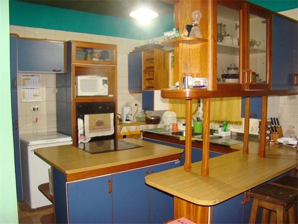 OPORTUNIDAD!!CASAQUINTA EN PARQUE LELOIR A ESTRENAR!! 4 AMB, 250M2, 2PTS, A MTS DE M.FIERRO!!