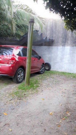 OPORTUNIDAD! HERMOSO PH A NUEVO, 4 AMB,PATIO,PARRILLA,COCHERA X2, FRTE A PLAZA, 1CUADRA JM.PAZ