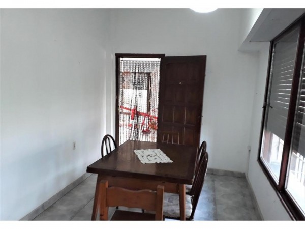 OPORTUNIDAD URG...CASA 5 AMB,PQUE,COCHERA A 2 CDS. POLO GASTRONOMICO PARQUE LELOIR