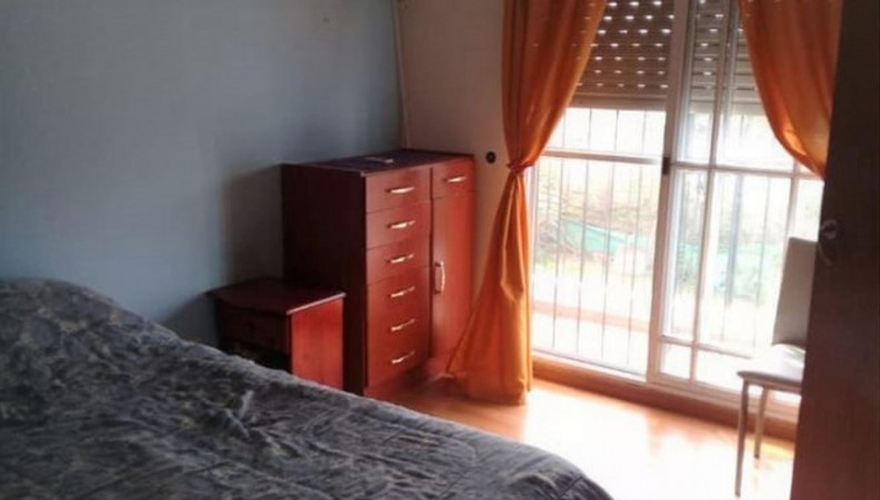 OPORTUNIDAD!!HERMOSO DÚPLEX DE 4 AMB 100M2, 2 PLANTAS,GARAGE, PATIO Y PARRILLA EN CONDOMINIO PRIVADO