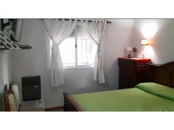 OPORTUNIDAD!!HERMOSA CASA A ESTRENAR EN BARRIO SEMI CERRADO, C/ PISCINA,PARQUE Y QUINCHO LOTE 420 m2