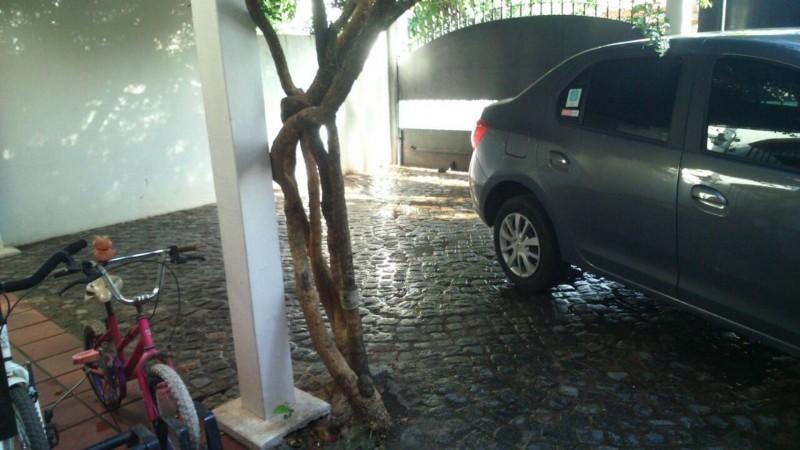 EXC.CHALET DE 9 AMB.2 PLANTAS,PISCINA,PARQUE,A 2 CDS DE CTRO COM.CASTELAR STA ROSA,APTO 2 FAMILIAS!!