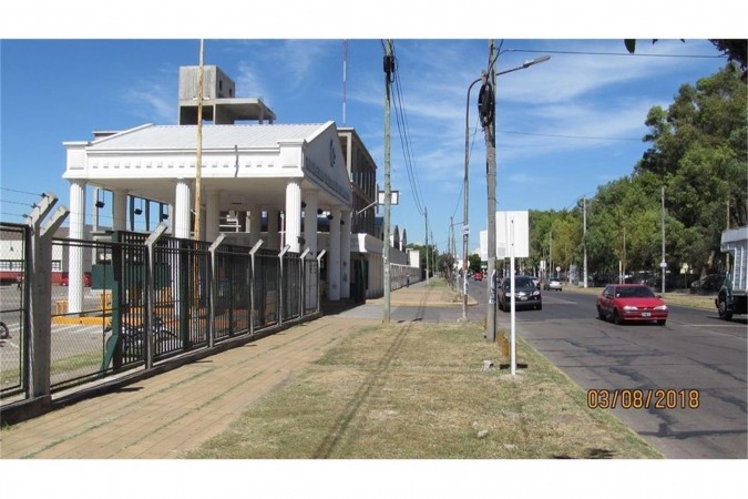 OPORTUNIDAD! 3 LOTES EN EXCELENTE UBICACION!