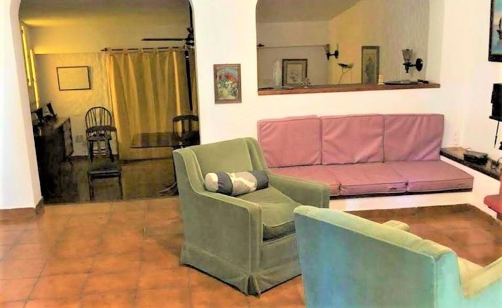 CASAQUINTA C/PISCINA EN PQUE LELOIR A 2 CDS DE M. FIERRO,1100M2 CON 320M2 CUB. ESPECTACULAR OPORTUNIDAD!!