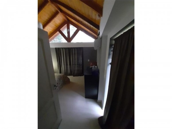 HERMOSA CASAQUINTA ESTILO CABAÑA A ESTRENAR! DISEÑO Y ESTILO,PISCINA DECK, LOTE 800M2, ZONA QUINTAS