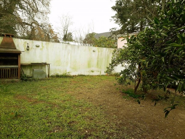 EXC.OPORTUNIDAD EN PARQUE LELOIR-CASA C/LOTE 22MTS DE FRENTE A 1 CUADRA DE M.FIERRO - IDEAL INVERSOR