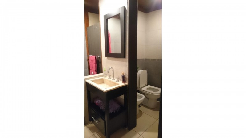 OPORTUNIDAD!! HERMOSO CHALET DE 650m2 LOTE DE 10X65 EN ITUZAINGÓ NORTE PARQUIZADO CON 3 COCHERAS Y QUINCHO