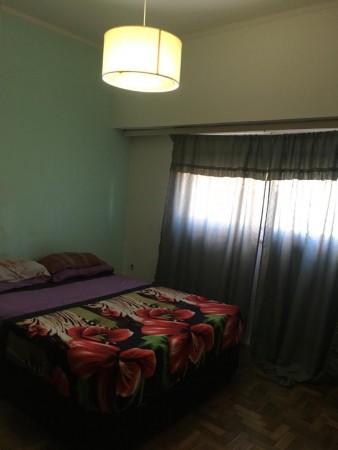 OPORTUNIDAD!! PH DE 4 UNIDADES EN MORON SUR