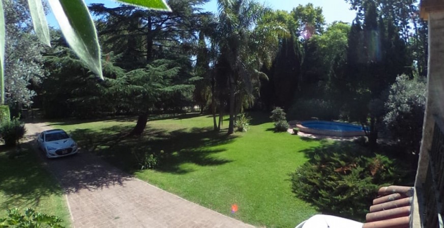 CASAQUINTA BARRIO PQUE LELOIR!! 8 AMB. 2 PTAS, 1600M2, PARQUE Y PISCINA EXCELENTE OPORTUNIDAD EN LA ZONA!!