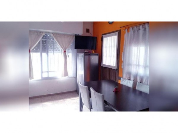 OPORTUNIDAD!!HERMOSO DÚPLEX DE 4 AMB 100M2, 2 PLANTAS,GARAGE, PATIO Y PARRILLA EN CONDOMINIO PRIVADO