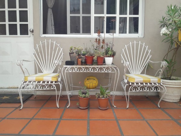 CASA CASTELAR NORTE  MULTIFAMILIAR 220M2 5AMB+DPTO+COCHERA P/3 AUTOS IMPERDIBLE OPORTUNIDAD!! 