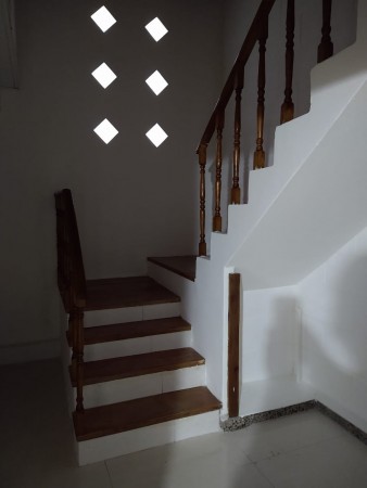 OPORTUNIDAD!! DUPLEX DE 5 AMB.Y DEPTO A ESTRENAR DE 3 AMB. IDEAL 2 FAMILIAS! SOBRE LOTE PROPIO