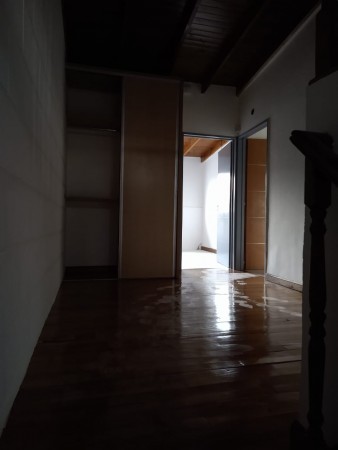 OPORTUNIDAD!! DUPLEX DE 5 AMB.Y DEPTO A ESTRENAR DE 3 AMB. IDEAL 2 FAMILIAS! SOBRE LOTE PROPIO