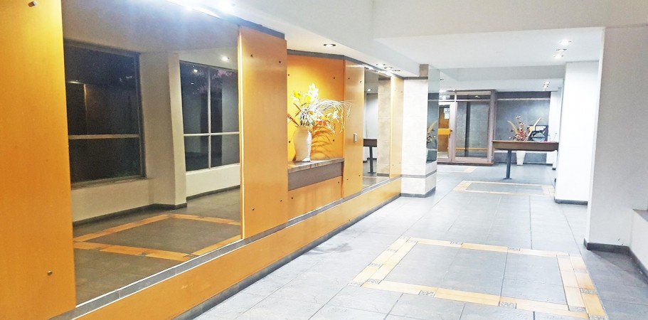 DEPTO 3 AMB. A 2 CDS AV. AVELLANEDA Y CTRO COMERCIAL; BALCON Y VISTAS ABIERTAS HERMOSO!! VISITALO HOY!!