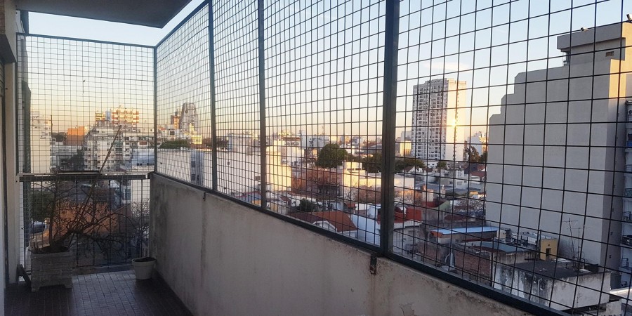 DEPTO 3 AMB. A 2 CDS AV. AVELLANEDA Y CTRO COMERCIAL; BALCON Y VISTAS ABIERTAS HERMOSO!! VISITALO HOY!!