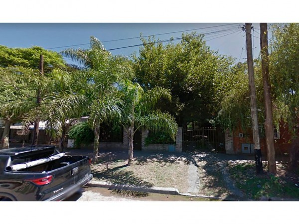 CASA 5 AMB C/PISCINA 140M2 LOTE DE 12x42 A MEDIA CUADRA DE M. FIERRO - PARQUE LELOIR OPORTUNIDAD EN LA ZONA!!