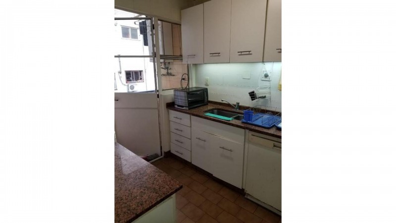 Venta Departamento 4 ambientes con dependencia y balcón