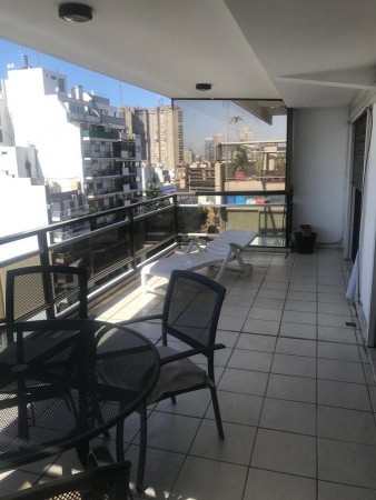 EXCELENTE DEPTO AL FRENTE 4 AMBIENTES, 3 DORMITORIOS CON COCHERA EN PALERMO