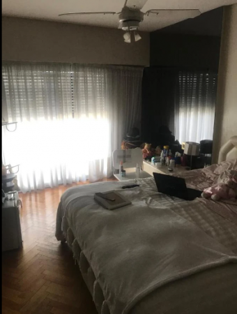 EXCELENTE DEPTO AL FRENTE 4 AMBIENTES, 3 DORMITORIOS CON COCHERA EN PALERMO