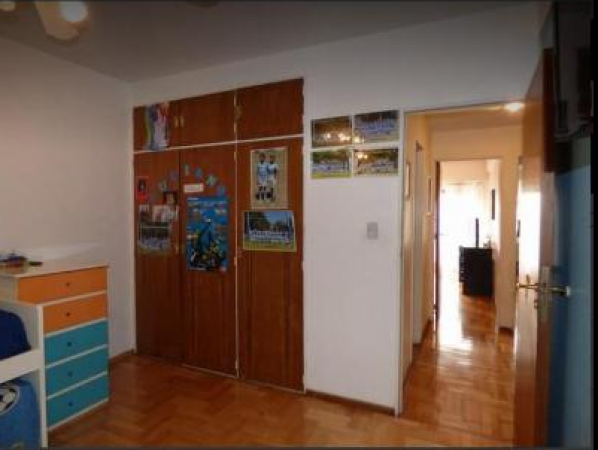 OPORTUNIDAD!! EXC. DEPTO 5 AMBIENTES CON 3 DORMITORIOS Y COCHERA EN BELGRANO