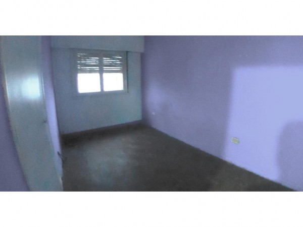 CASA 7 AMB CASTELAR CTRO 2 PTAS 240M2 LOTE 40 X 8,66, 7 AMB+GARAGE+JARDIN 20MTS*APTA EMPREND