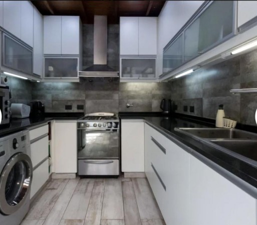 OPORTUNIDAD!! EXCELENTE PH 3 AMBIENTES CON PATIO RECICLADO A NUEVO! EN MONTECASTRO CABA