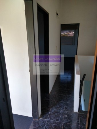 OPORTUNIDAD UNICA!!!DÚPLEX DE 4 AMB CON  POSIBILIDAD DE 5 AMB, EN VILLA DE MAYO MALVINAS ARGENTINAS