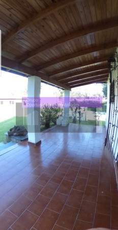 QUINTA LOTE 1450 M2, 220M2 CONSTR., CASA PPAL, QUINCHO, CASA HUESPEDES, PISCINA, GRAN PARQUE,  PARRILLA, POOL HOUSE, JACUZZI,VESTUARIOS EXCELENTE OPORTUNIDAD!!