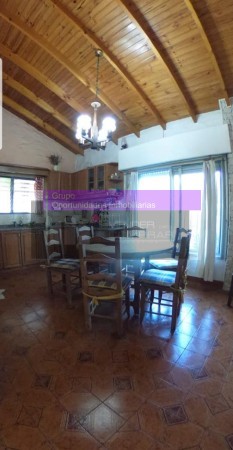 OPORTUNIDAD!!EXC. QUINTA LOTE 1450 M2, 220M2 CONSTR., CASA PPAL, QUINCHO, CASA HUESPEDES, PISCINA, GRAN PARQUE,  PARRILLA, POOL HOUSE, JACUZZI,VESTUARIOS