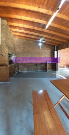 QUINTA LOTE 1450 M2, 220M2 CONSTR., CASA PPAL, QUINCHO, CASA HUESPEDES, PISCINA, GRAN PARQUE,  PARRILLA, POOL HOUSE, JACUZZI,VESTUARIOS