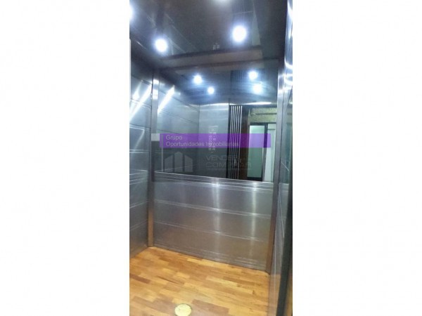 OPORTUNIDAD!! EXCELENTE OFICINA EN CORRIENTES Y PASTEUR, 2 OFFICE + RECEPCION/ SALA DE REUNIONES