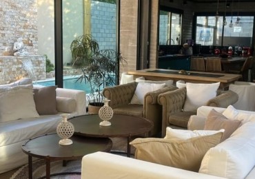 INCREIBLE CASA A ESTRENAR EN PARQUE LELOIR, ESTILO MINIMALISTA, CONCEPTO ABIERTO, PISCINA, PARQUE, 175M2