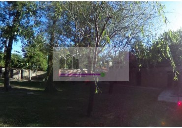 CASA A REMODELAR SOBRE 2 LOTES INDEPENDIENTES, 800 M2, 20 X 40 DE FONDO